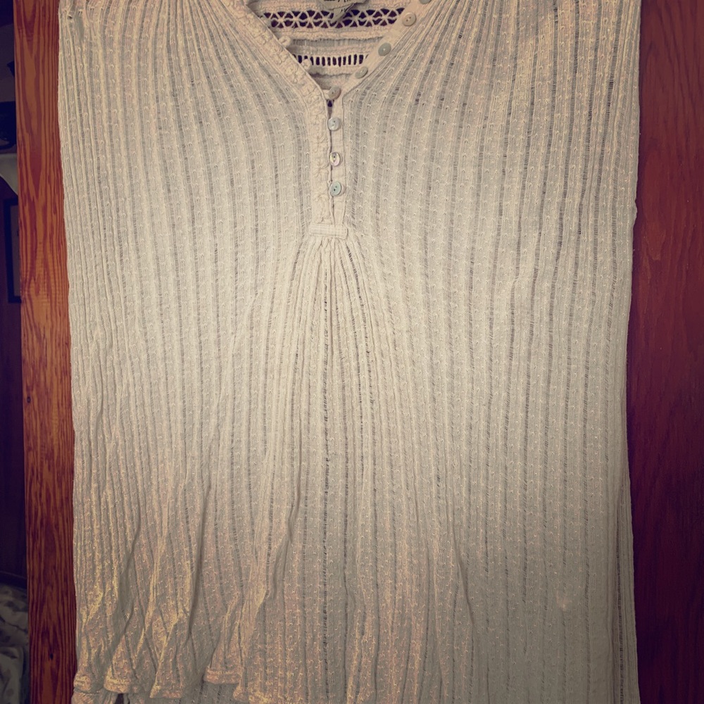 Light knit top